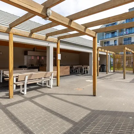 Osiedle Feniks Z Basenem, Silownia I Strefa Bbq Blisko Plazy W Kolobrzegu By Renters Apartman Kołobrzeg